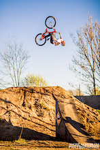 Simon Johansson at Linus backyard!

www.andrenordblom.se
www.facebook.com/photographerandrenordblom