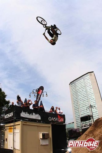 LluisBig Flip in Milano, IT