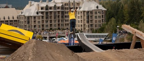 Watts with a big no hander