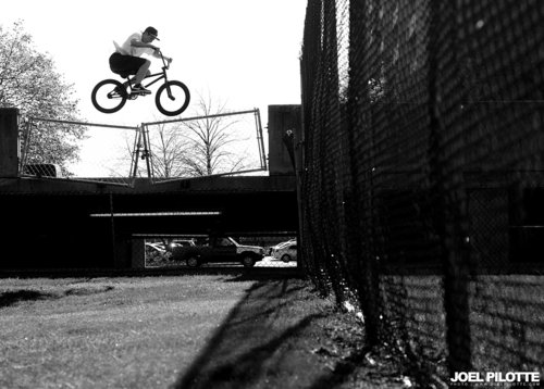 Eli going big as usual with this 180 over the sketchy fence to drop.

www.joelpilotte.com