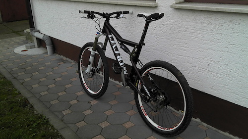 cycletech opium 7  1.0

size - M	

frame - Aluminium hydraformed (7" or 178cm)
hubs - DT Swiss EX1750, 20/12 mm x12 Syntace 
spokes - DT Swiss EX1750 aero spokes
fork - Fox Talas 36 FIT RC2, 160 - 130 - 100 mm, 20mm 
rims - DT Swiss EX1750
Shock - Fox Float RP23 HV
tires - Maxxis Ardent 2.25
front mech - Shimano XT Shadow 
cassette - Shimano XT 10-fach, 11 – 34
rear mech	- Shimano XT 
chain - Shimano HG94 
shifters - Shimano XT 
headset - Cane Creek ZS2 
brakes - Shimano XT Disc; Avid CS2 185 / 185 mm rotors
steam - Syntace Superforce, 6 angle, 60mm
cranks- Shimano XT, 44/32/24 Zähne 
handlebar - Syntace Vektor, 660 mm 
seat post - P6, 34.9 mm, 400 mm carbon
seat - Velo Oak
Pedals - BBB Alu. Flat