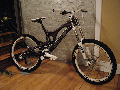Santa Cruz v-10