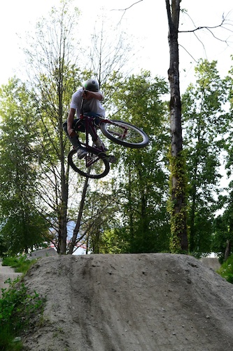 one foot downside. Wesley Robinson photo