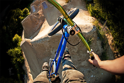 Little teaser from Dartmoor trip to Czech Republic. Here Piotr Krajewski with his Quinnie, Swing Low bars and proto stem.
Photo by Kuba Konwent - http://konwent.fotolog.pl/