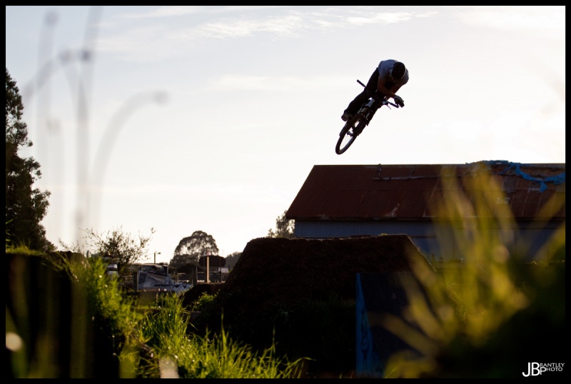 Amir Kabanni doing a sweet truckdriver!