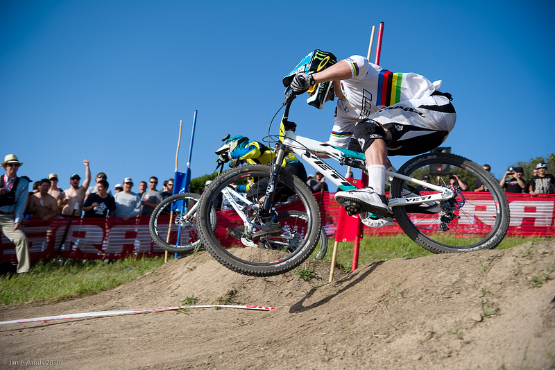 World Champion Jared Graves was as fast as ever, but went down in the semi's. Fourth place today.