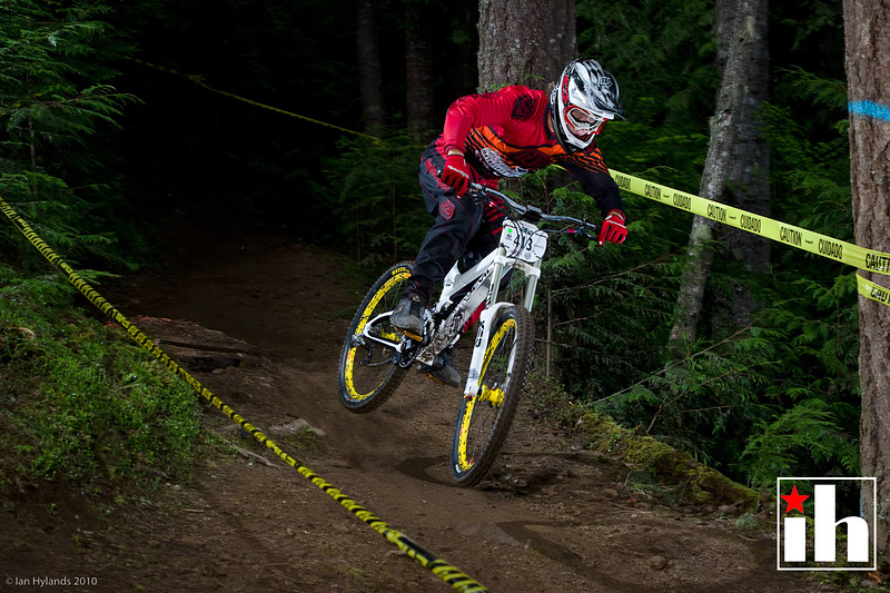 Remi Gauvin on his way to winning the Junior X 
