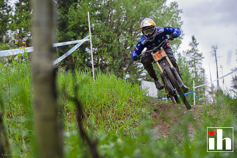 Jill Kintner qualified second this morning but managed to take home the gold. That's impressive for a girl that's used to short sprint BMX races...
