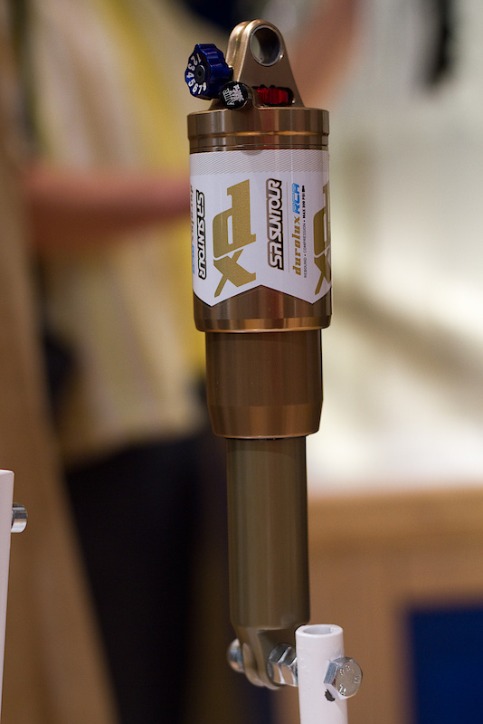 SR Suntour also has options for the rear of your bike as well. This is the Durolux RCA air shock that is designed to be used for the same type of all-mountain riding as the forks that bear the same name. It features a large air can and both rebound and compression adjustment.