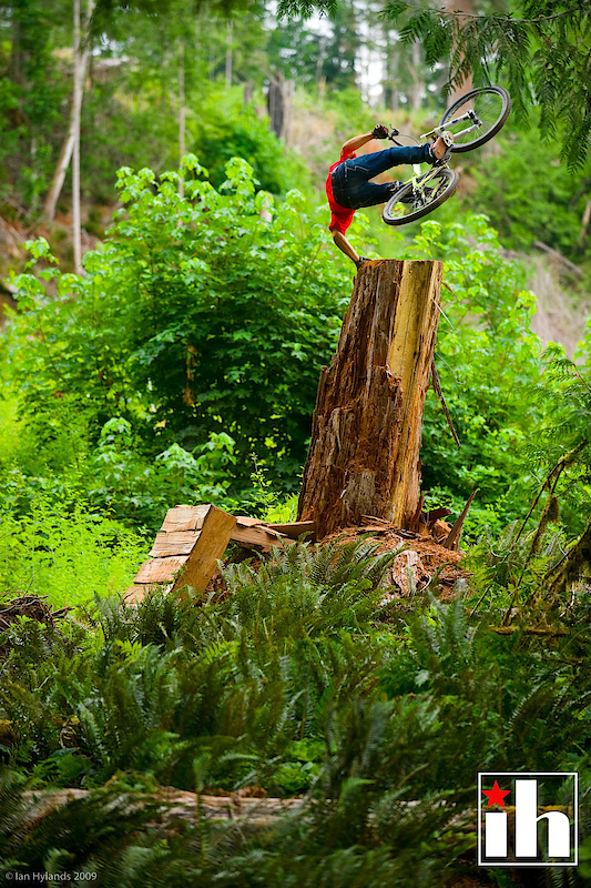 An evenly lit cloudy day photo, Darren Berrecloth killing it for NWD10. While I shoot with flash a lot, sometimes you just don't need it