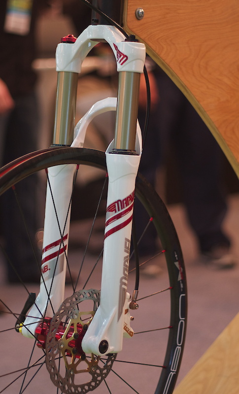2012 sees Manitou make the leap to a 15mm thru-axle on their Marvel trail/XC fork, although one can only assume that it is just a matter of time until we see it on other models that currently use 9mm QR dropouts.