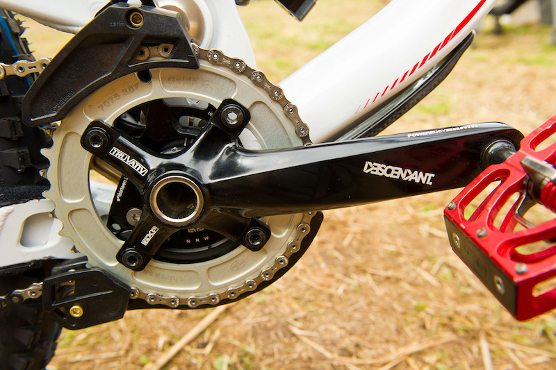 And of course, Steve is rocking SRAM's descendant crankset aboard his Wilson, too.