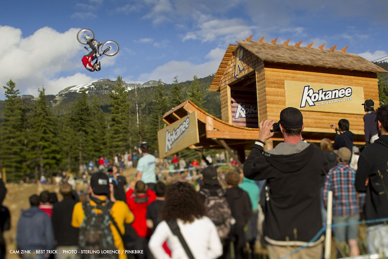 cam zink winning trick on the second stunt at crankworx best trick contest