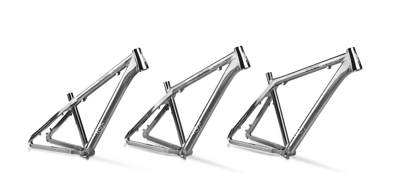 Hornet 2012 will be available in 3 sizes 14 TT 570 mm 16 TT 575 mm and 18 TT 604 mm . First delivery is coming soon