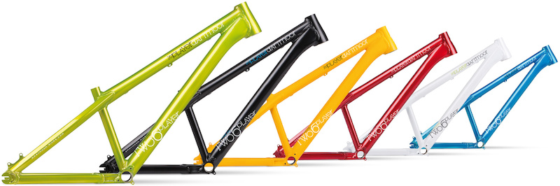 Two6Player 2012 - lightweight dirt skatepark slopestyle frame for 26 wheels made of butted and heat treated 7005 aluminium tubes. In coming season you can expect to see our top class European riders - Tomas Zejda and Mehdi Gani using this frame in many big FMB dirt jump contests. First delivery is coming soon 