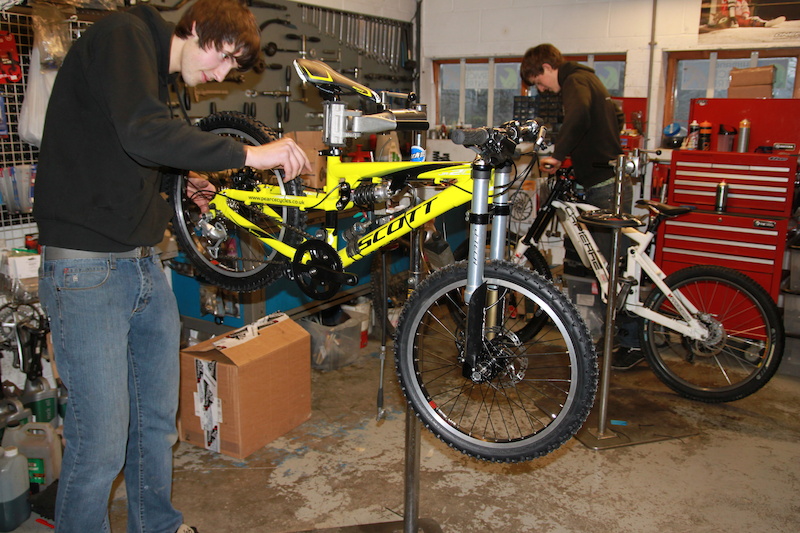 Img 5536 Dave Radcliffe of Pearce Cycles working on the bike