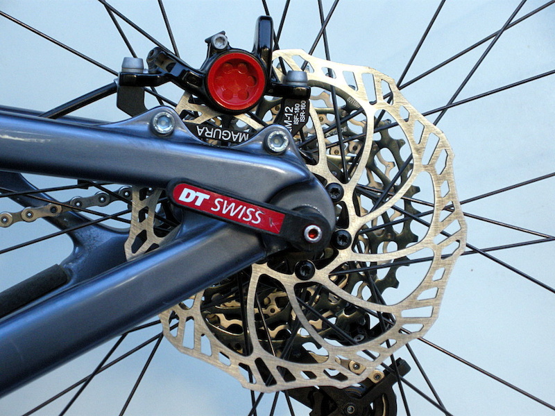 The finished product awaiting a proper break-in. Burn your brakes in on a paved surface with a dozen strong controlled stops from about 20 miles an hour.