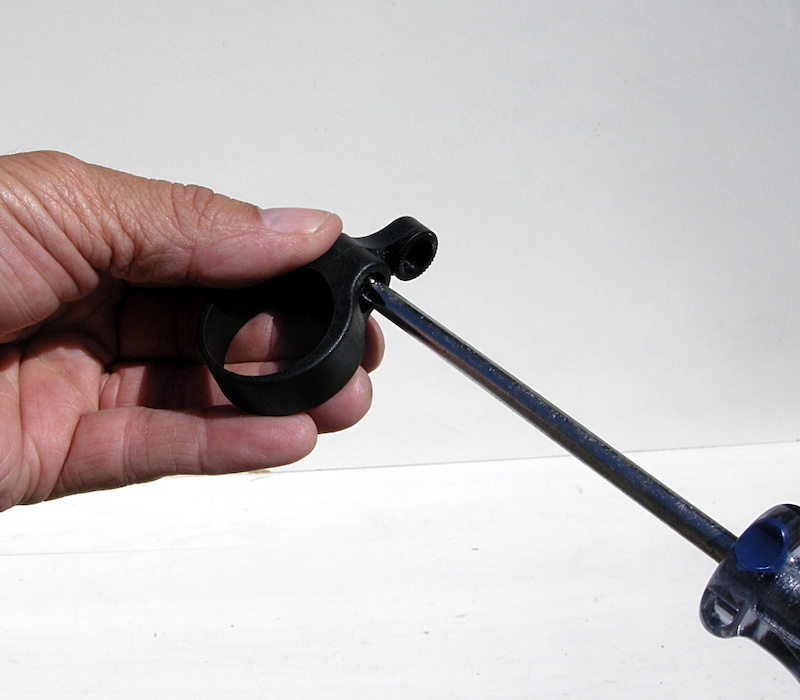 Tighten the collar s clamping screw to make it easier to cut and shape the part.
