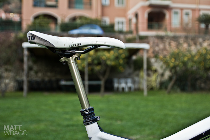 Mark Weir s Cannondale Fulcrum race bike.
