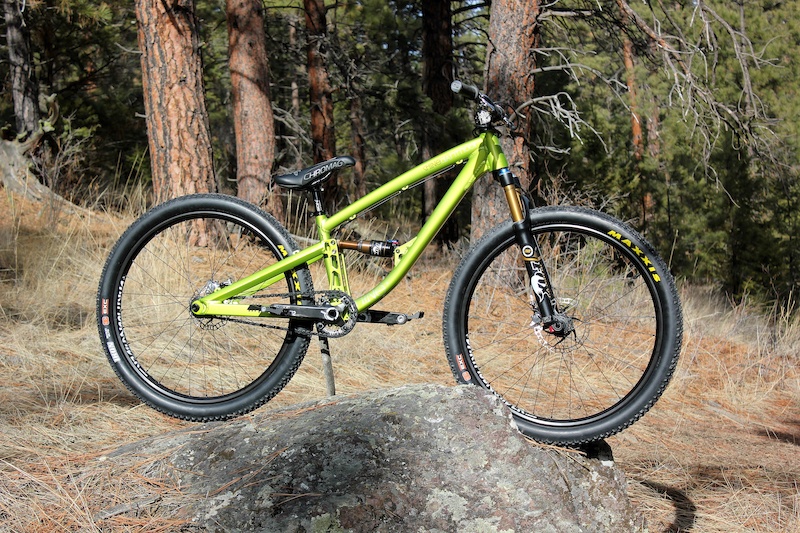 New Shine for 2012 from Dartmoor Chromag Canadian rider Scott Alleyn.