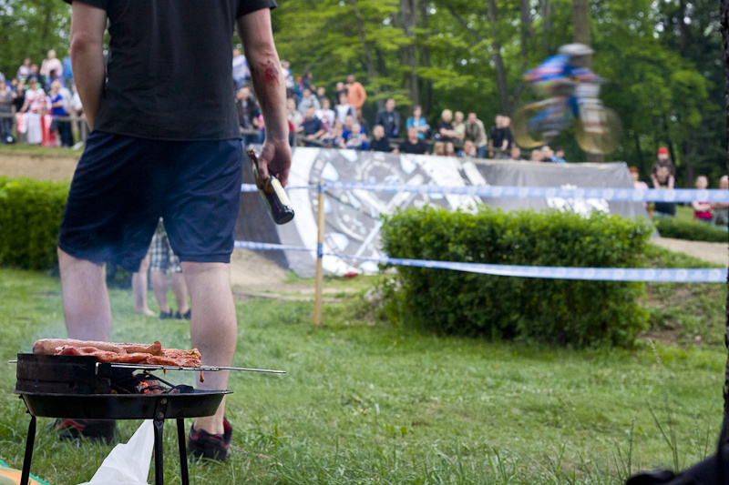 Qualifying got under way as did the barbie s and beer