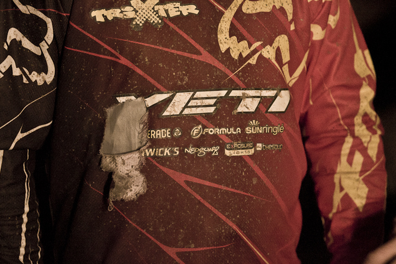 Not a good night for Scott. Forced up high to hit a fence in the first turn meant he was out in round 1.