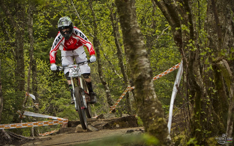 PHOTO BY PHUNKT.COM