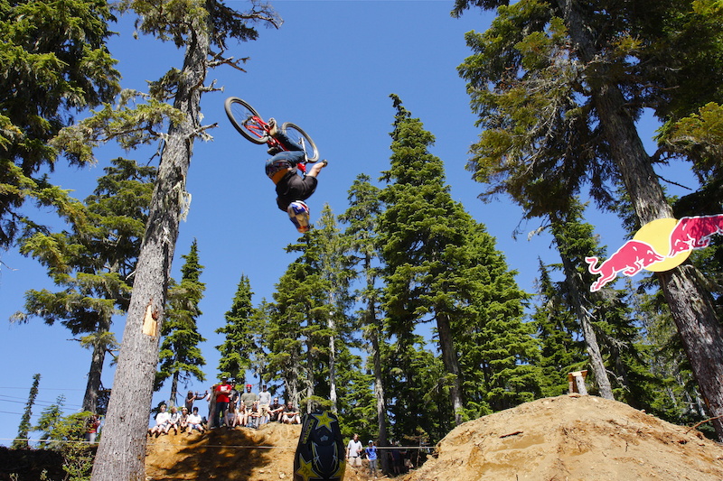 Yannick back flips the big double the BearClaw Invitational