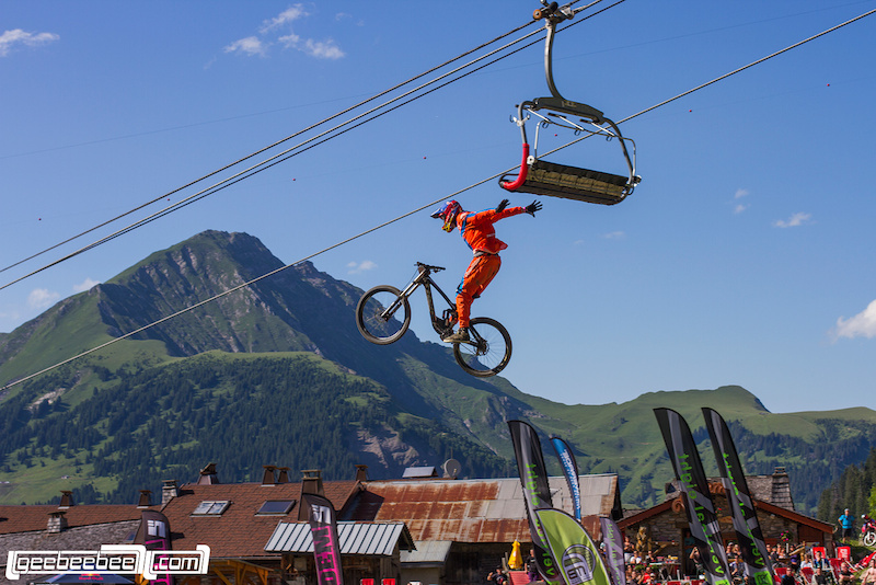 Chatel Mountain Style 2012