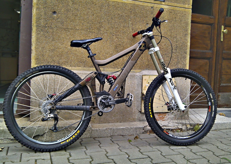http://gp1.pinkbike.org/p4pb8580371/p4pb8580371.jpg