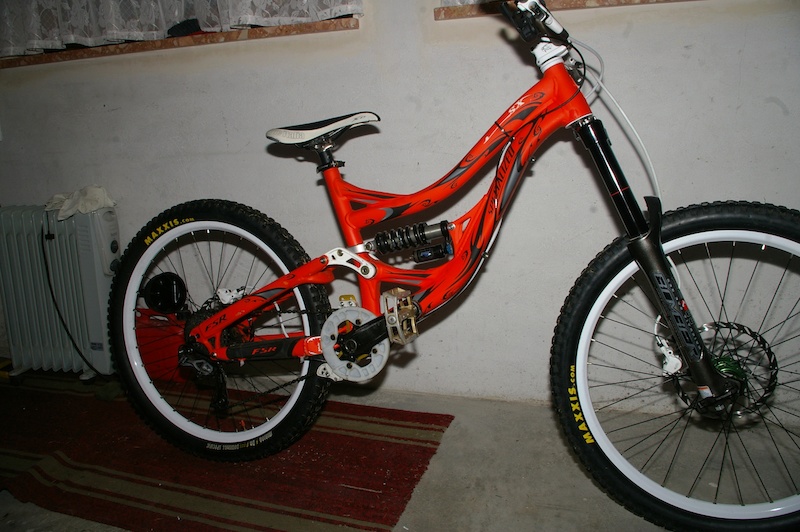 http://gp1.pinkbike.org/p4pb8874984/p4pb8874984.jpg