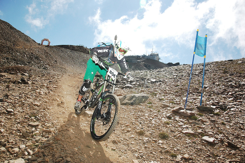 pic by Treg Gravity Girls Sportograf