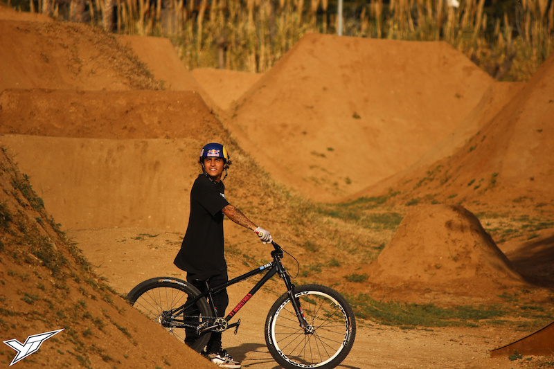 Andreu Lacondeguy - Filming for the new DL video Stay tuned for more http www.facebook.com CPGANG
