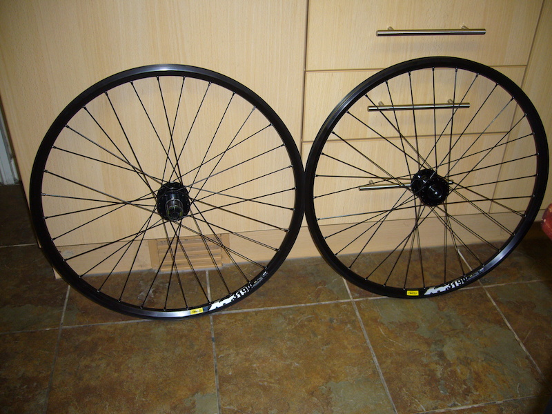 Pair of wheels, Mavic XM319 on Commencal Hubs, 15mm Front,142x12mm Rear ...