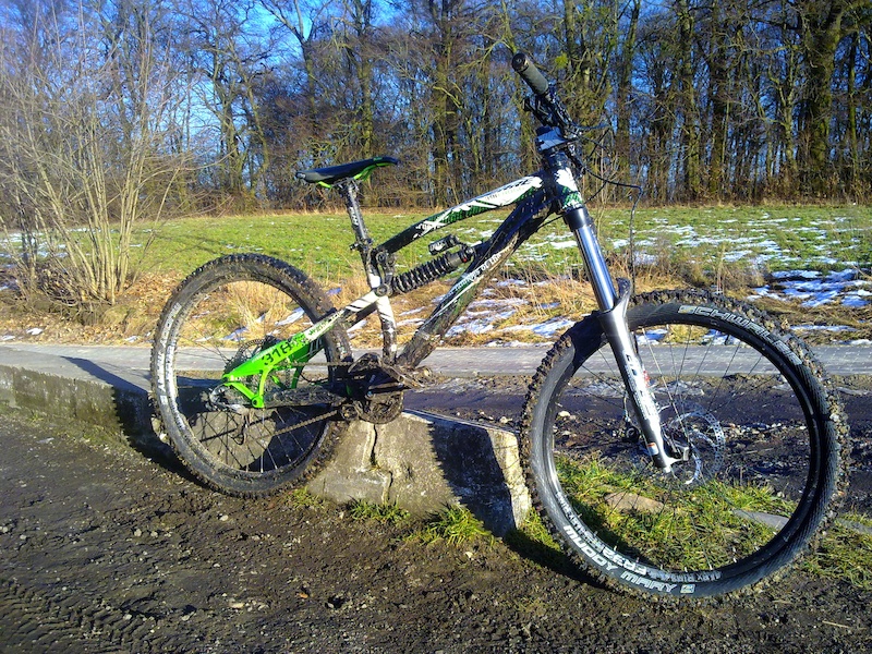 http://gp1.pinkbike.org/p4pb9273882/p4pb9273882.jpg