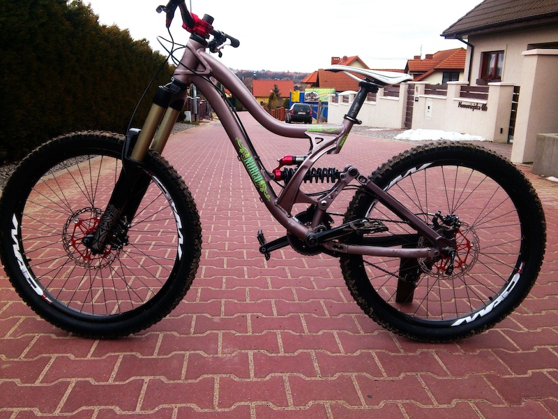 http://gp1.pinkbike.org/p4pb9413159/p4pb9413159.jpg