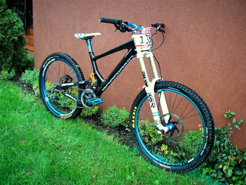 http://gp1.pinkbike.org/p4pb9571946/p4pb9571946.jpg