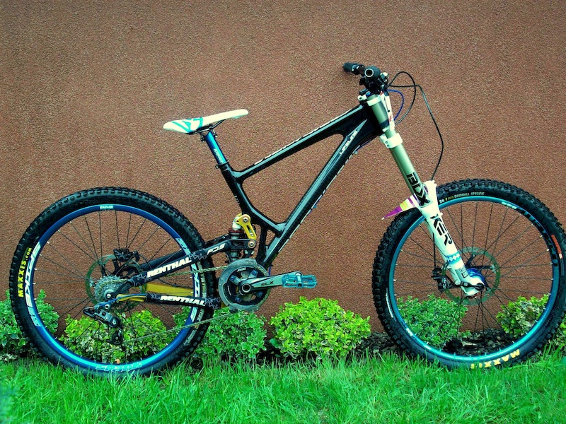 http://gp1.pinkbike.org/p4pb9571950/p4pb9571950.jpg