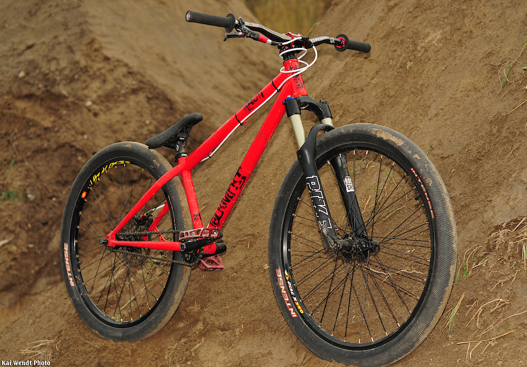 Anthony's BLK MRKT Riot, dialed custom build. this thing can do Flairs!