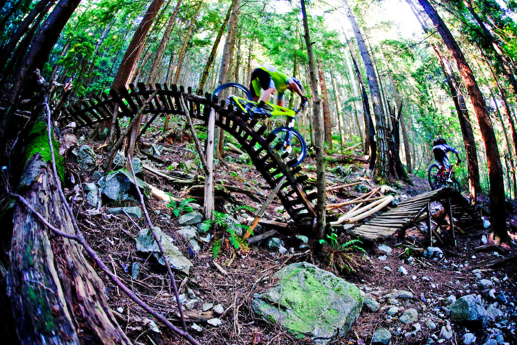 an unusual but awesome couple on the classic Ladies Only trail in the shore.