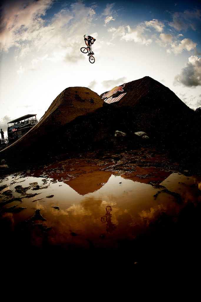 the BMX contest had a big delay because of the rain. the last few runs was almost in the dark but a beautiful sunset and the reflection in the water gave me the chance to make one of my favourite shots ever.