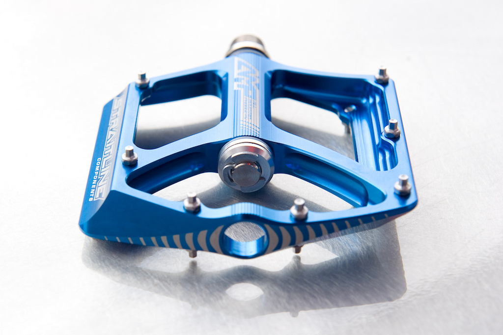 Straitline Pedal