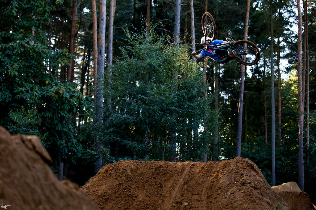 moto whip // 'snap' dirt mag #117 // www.delayedpleasure.com