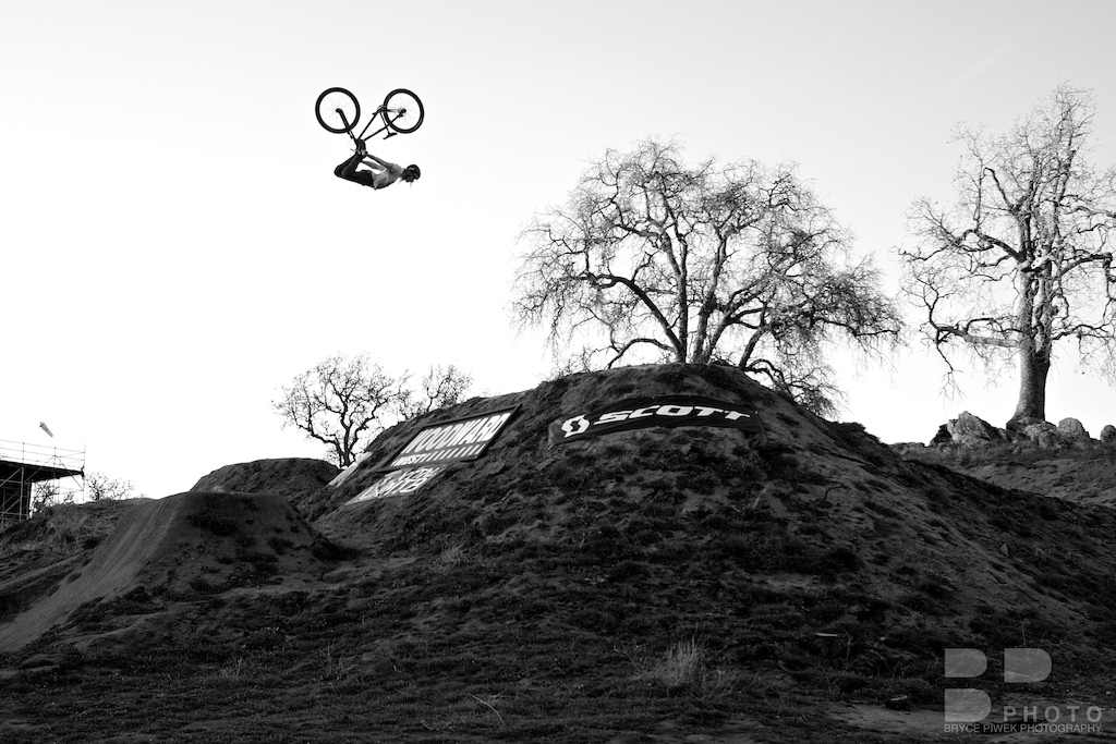 Cordova Flip. I wish the light had kept firing like it was in the other photo but the trick is badass so can t complain 