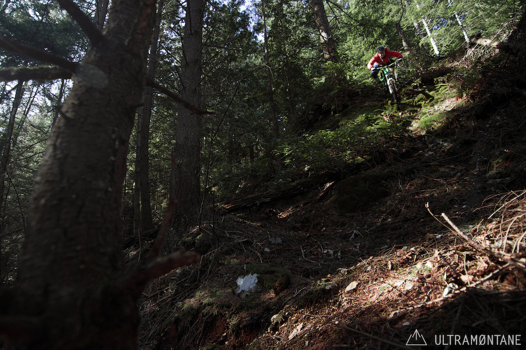 This was a fairly steep chute with a super tech run in. Big boy moves.