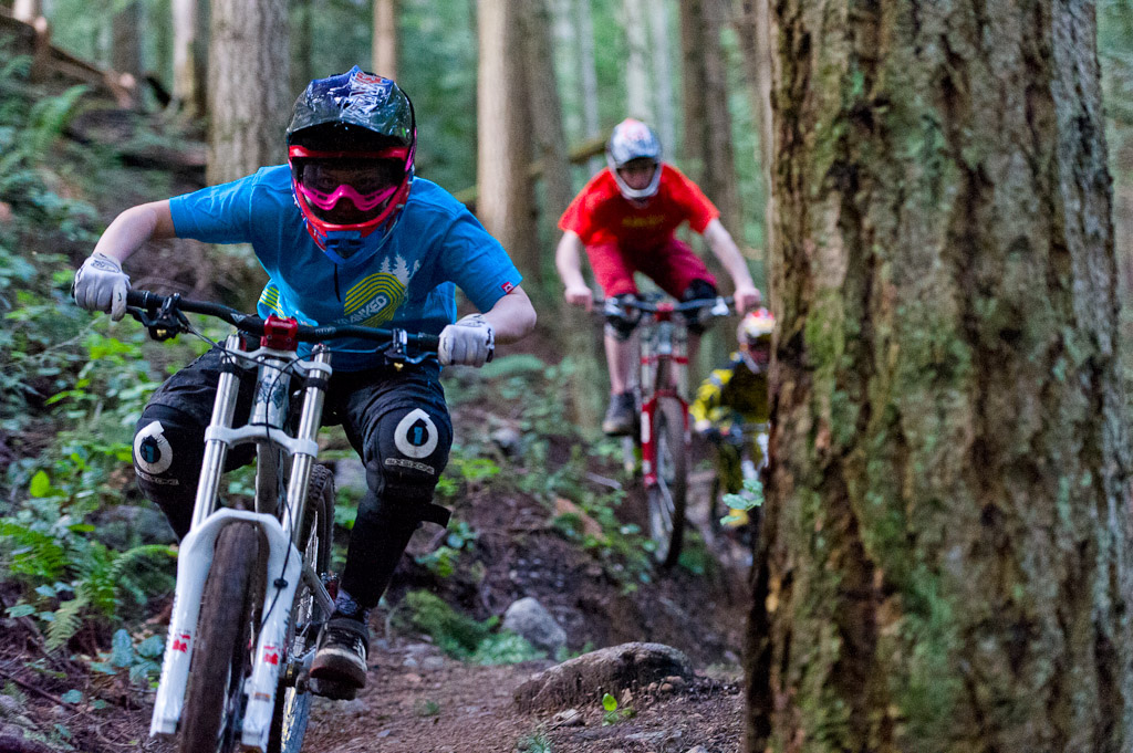 Holly and Linden Feniak and Tyler Allison riding on the sunshine coast