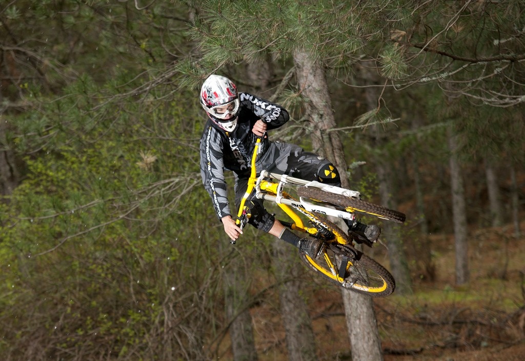 Team Nukeproof Spain - Dirtyflows, photo by Javier Blanco.