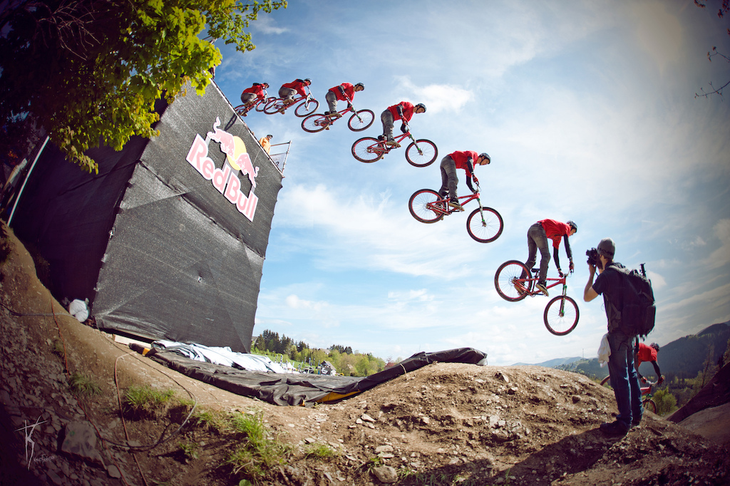 Szymon Godziek and Tomas Zejda at Red Bull BergLine 2012 in Winterberg, Germany.
Photo by Kuba Konwent - http://konwent.fotolog.pl/