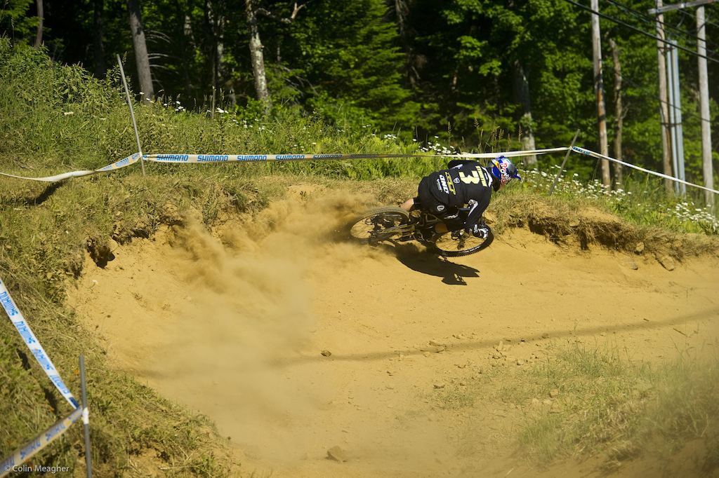 Only 200 meters further down the track Gee had a specacular off the bike that has him with about a square centimeter of unblemished skin. Qualifying tomorrow will be a painful one for Gee-man.