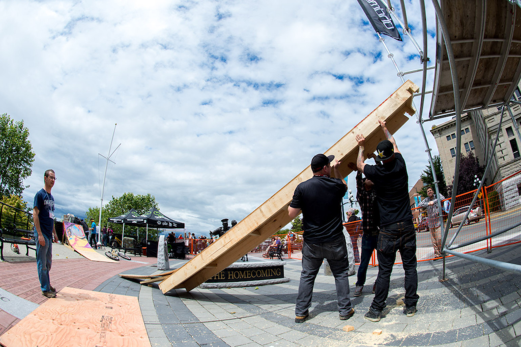 Jumpship 2012